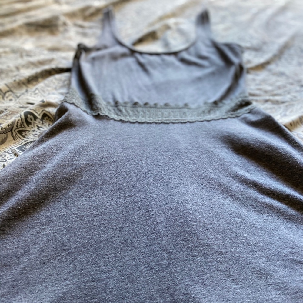 - Abercrombie & Fitch -